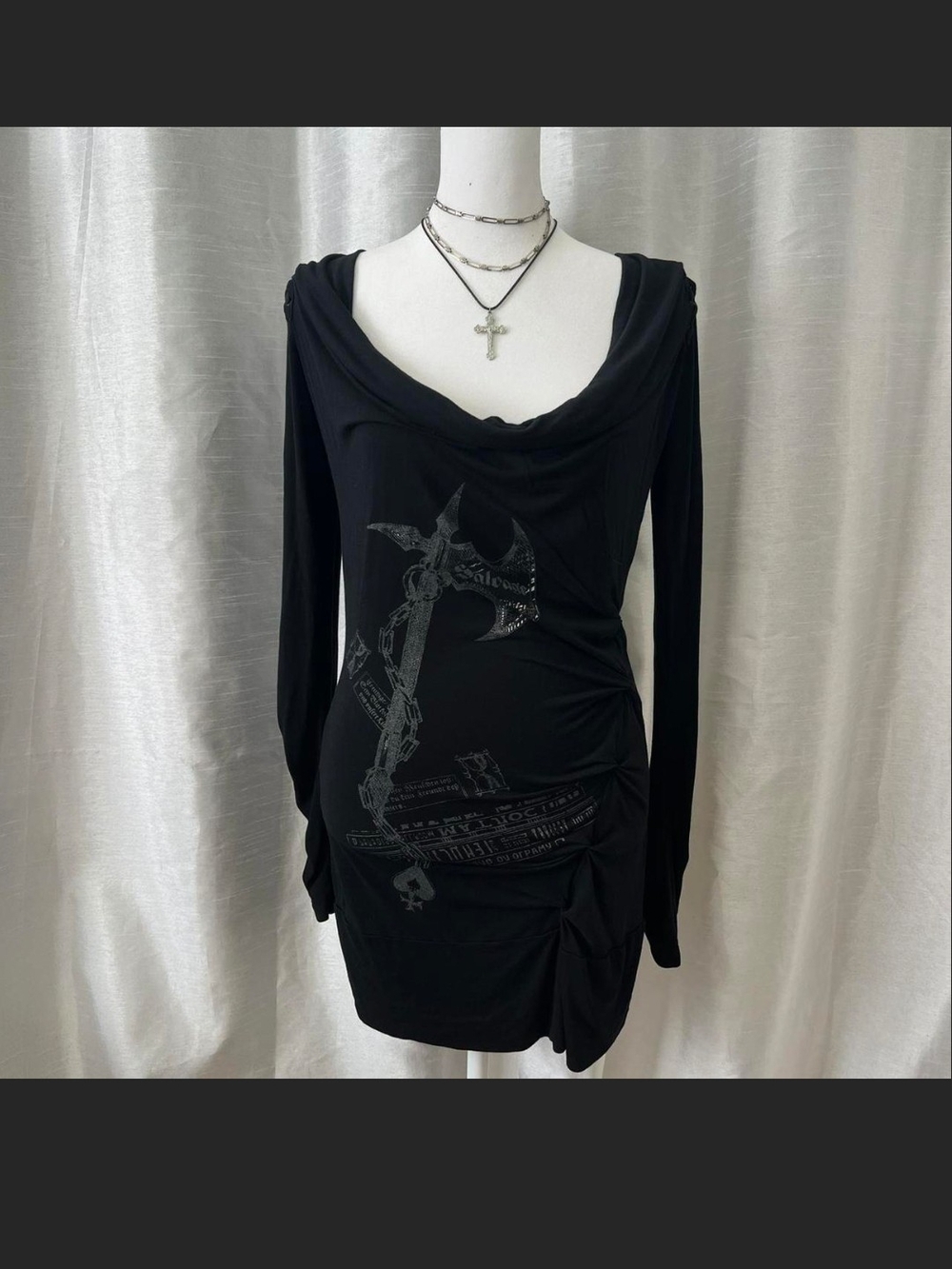 Salvage Rare Black Long-Sleeve Draped Neck Graphic Dress. XS